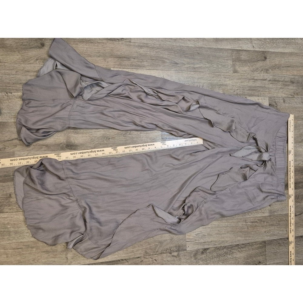 Elegant Women's Gray Wide-Leg Pants - Picture 5 of 8